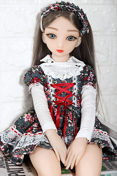 Mini erotic doll