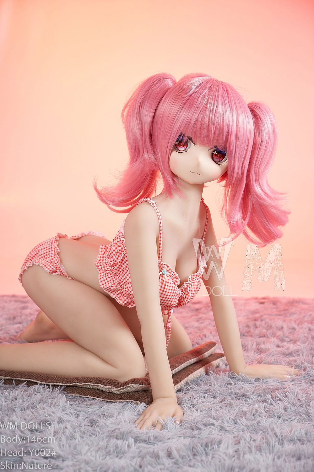 kneeling pink hair loli doll