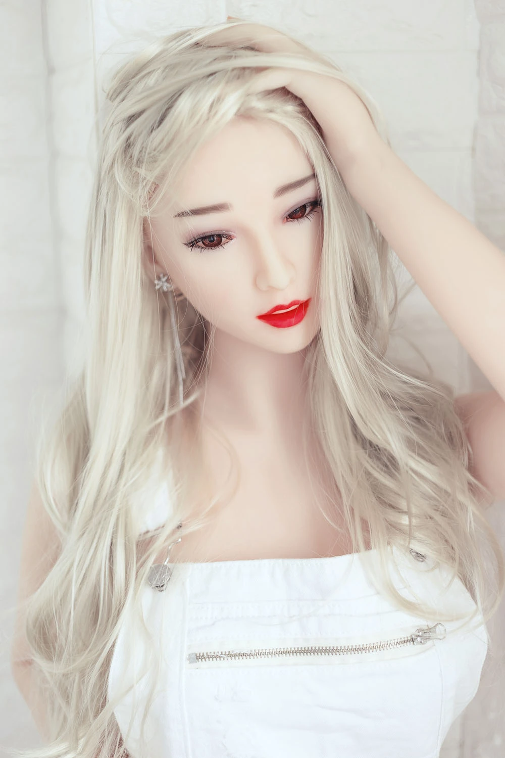 Red Lips love doll