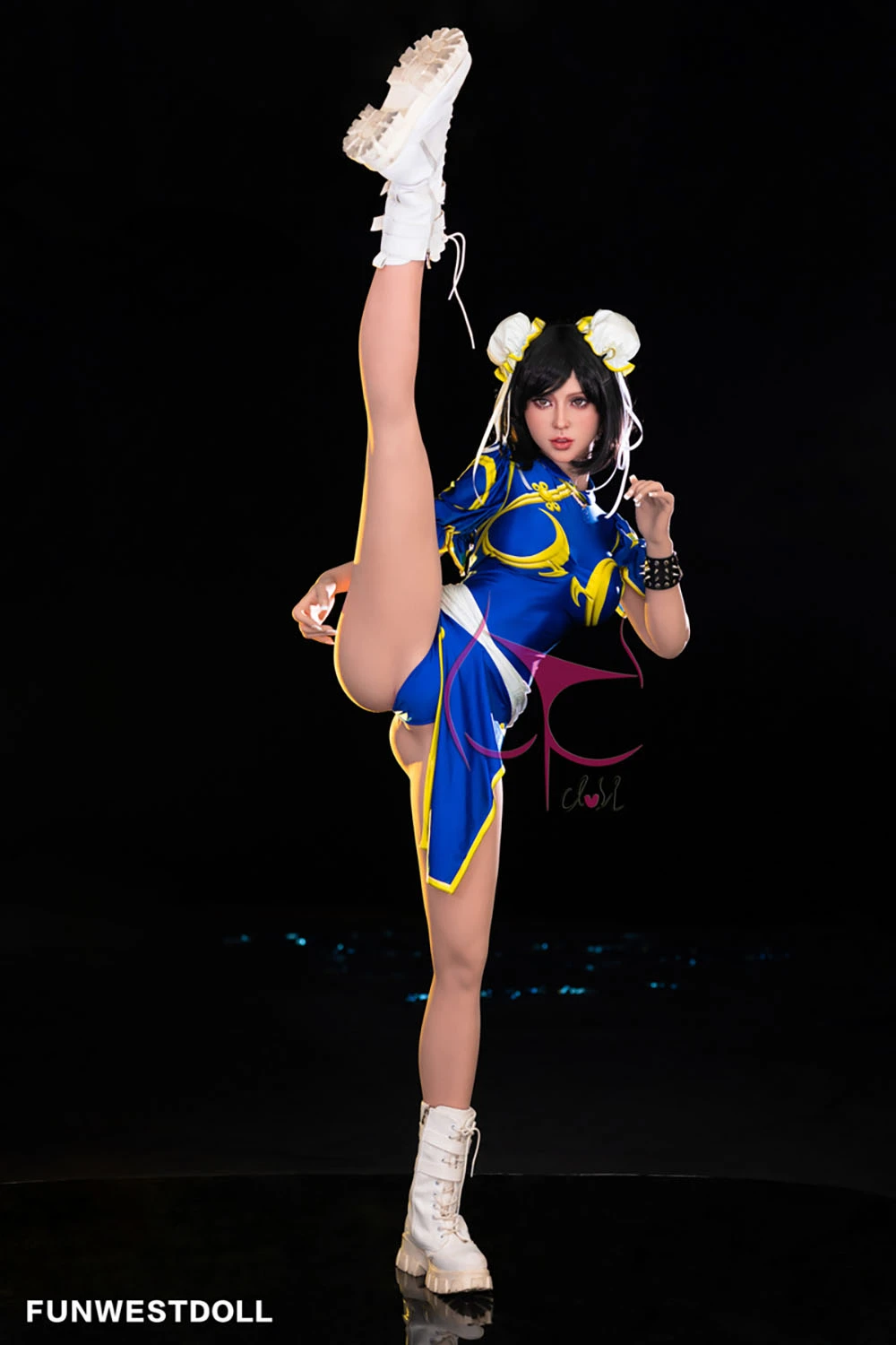 Chun Li Street Fighter cosplay Sex Doll