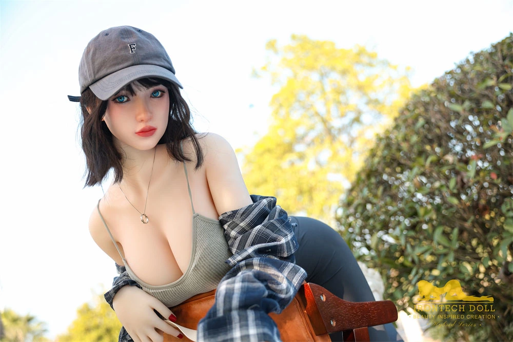 160cm big breast actress japanese sex doll Emiri Momota